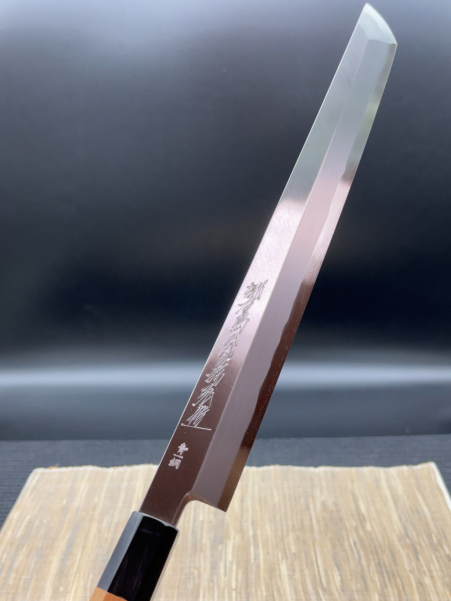Wave expression sakimaru-takohiki blade|郷右馬允義弘 青波打 先丸蛸引270mm