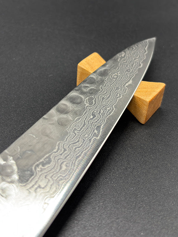 SHIBISI model 堺刃物｜ ORIBE庖丁（織部包丁）｜鎚目仕上げ鍛造ダマスカス 和筋引240MM (織部焼柄)